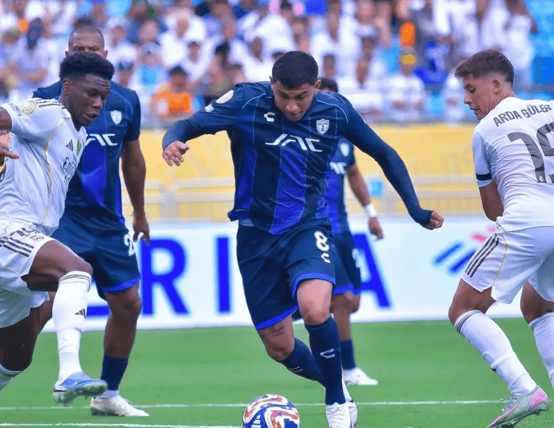  奥斯梅恩国家队穿几号 